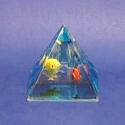 Paperweight Penstand Pyramid Fish